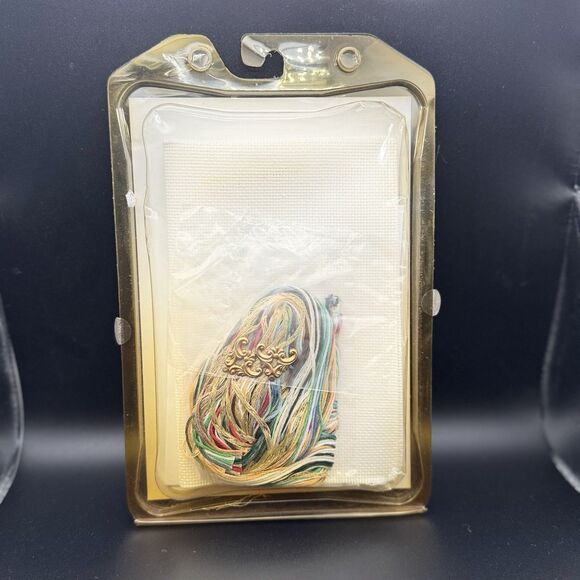 Dimensions Gold Collection Petites Cross Stitch  Kit Snowed In Kitten VTG 1999 - Picture 7 of 10